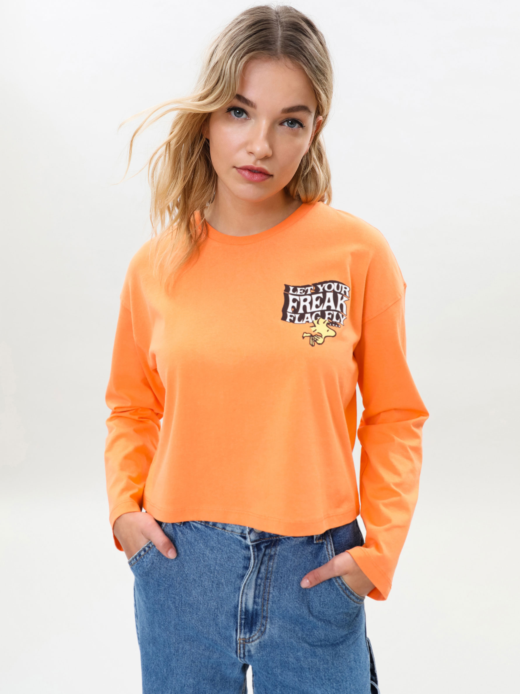 Camiseta de Peanuts™ - Camisetas Manga Larga - CAMISETAS - TODA LA  COLECCIÓN - MUJER - | Lefties España (Canarias)