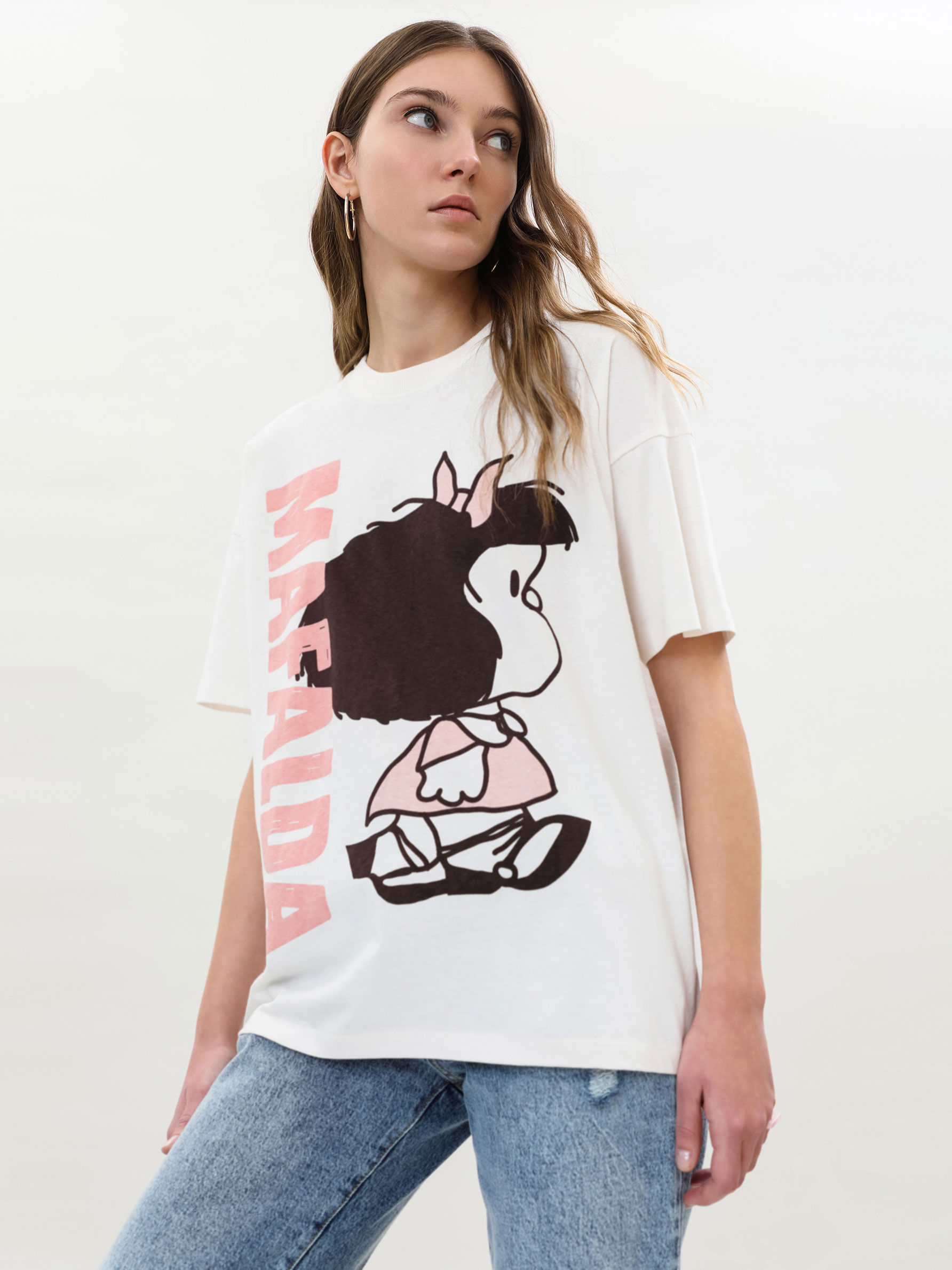 Camiseta oversize de Mafalda - Camisetas Manga Corta - CAMISETAS - TODA LA  COLECCIÓN - MUJER - | Lefties Mexico