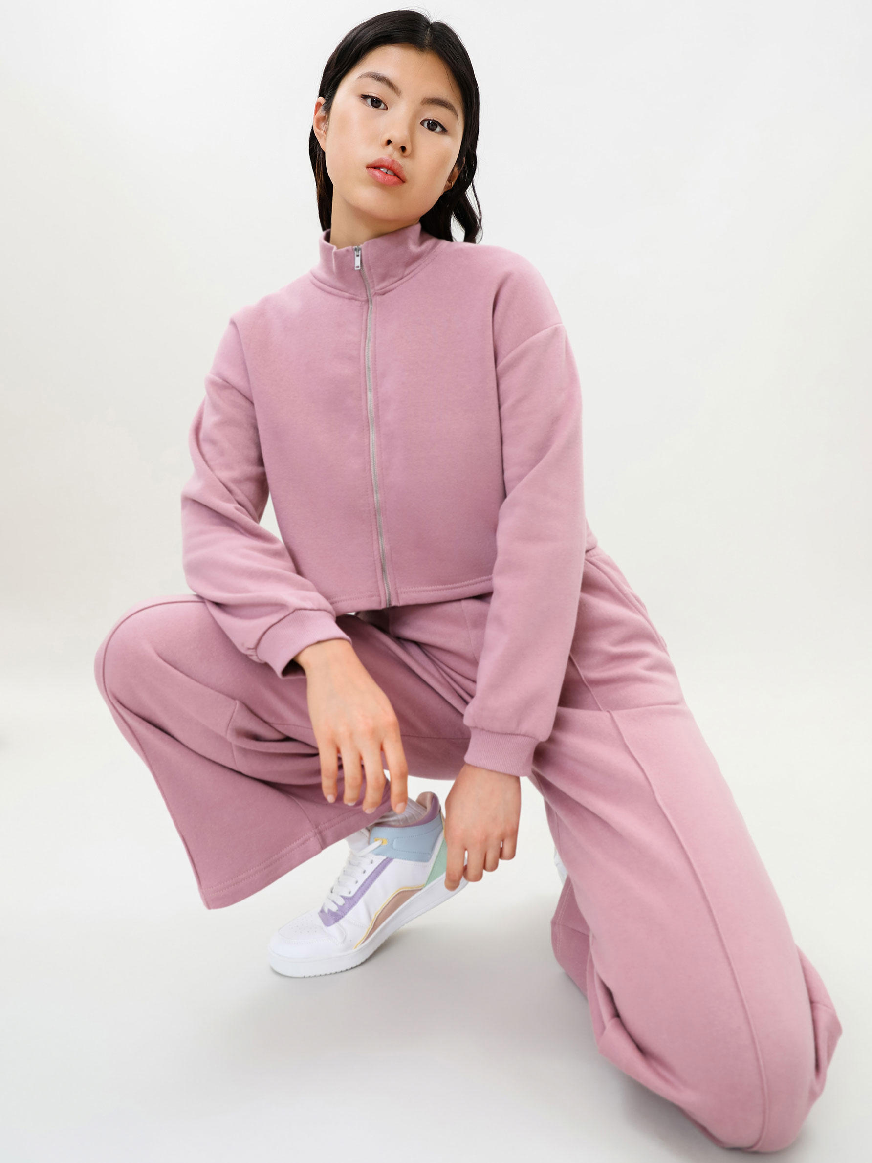 Pantalón oversize palazzo - Pantalones Chándal - PANTALONES - TODA LA  COLECCIÓN - MUJER - | Lefties ESPAÑA