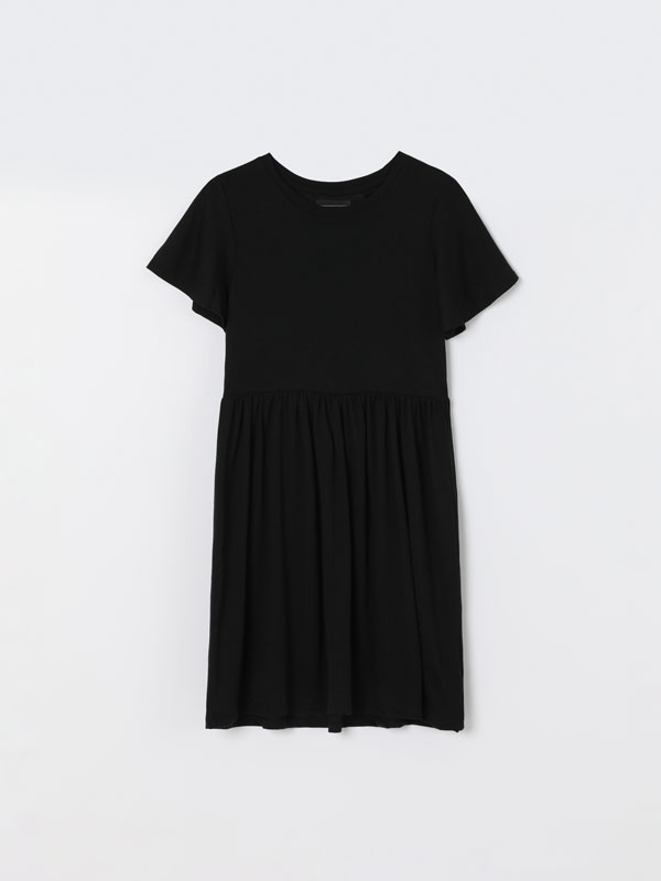 Vestidos de mujer | Lefties Nueva Colección