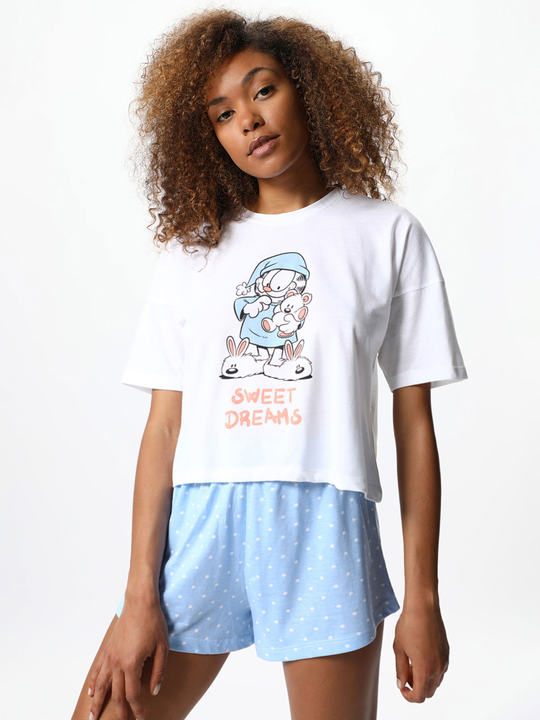 Conjunto de pijama de Garfield ©Nickelodeon - COLABORACIONES - TODA LA  COLECCIÓN - MUJER - | Lefties Mexico