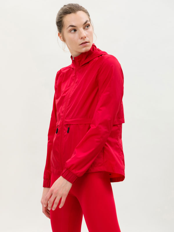 Ropa deportiva de mujer | Lefties Nueva Colección