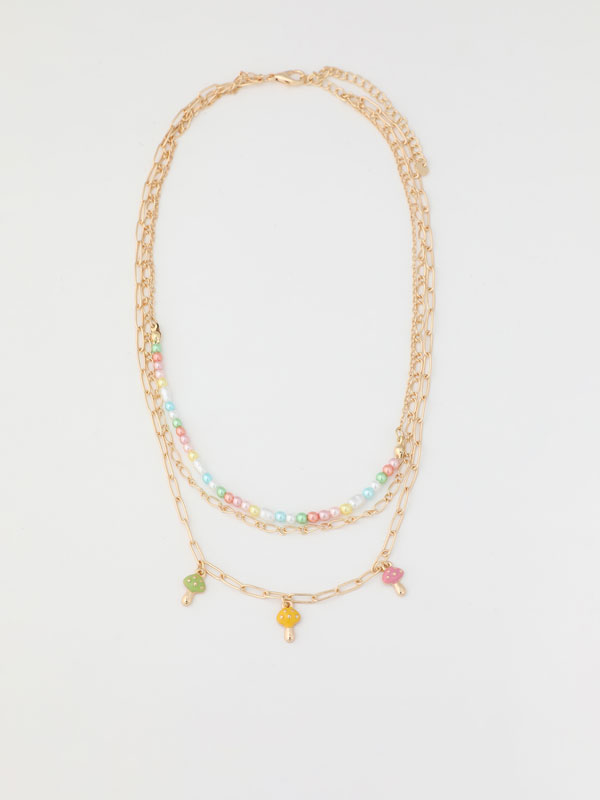 Contrast multi-strand necklace