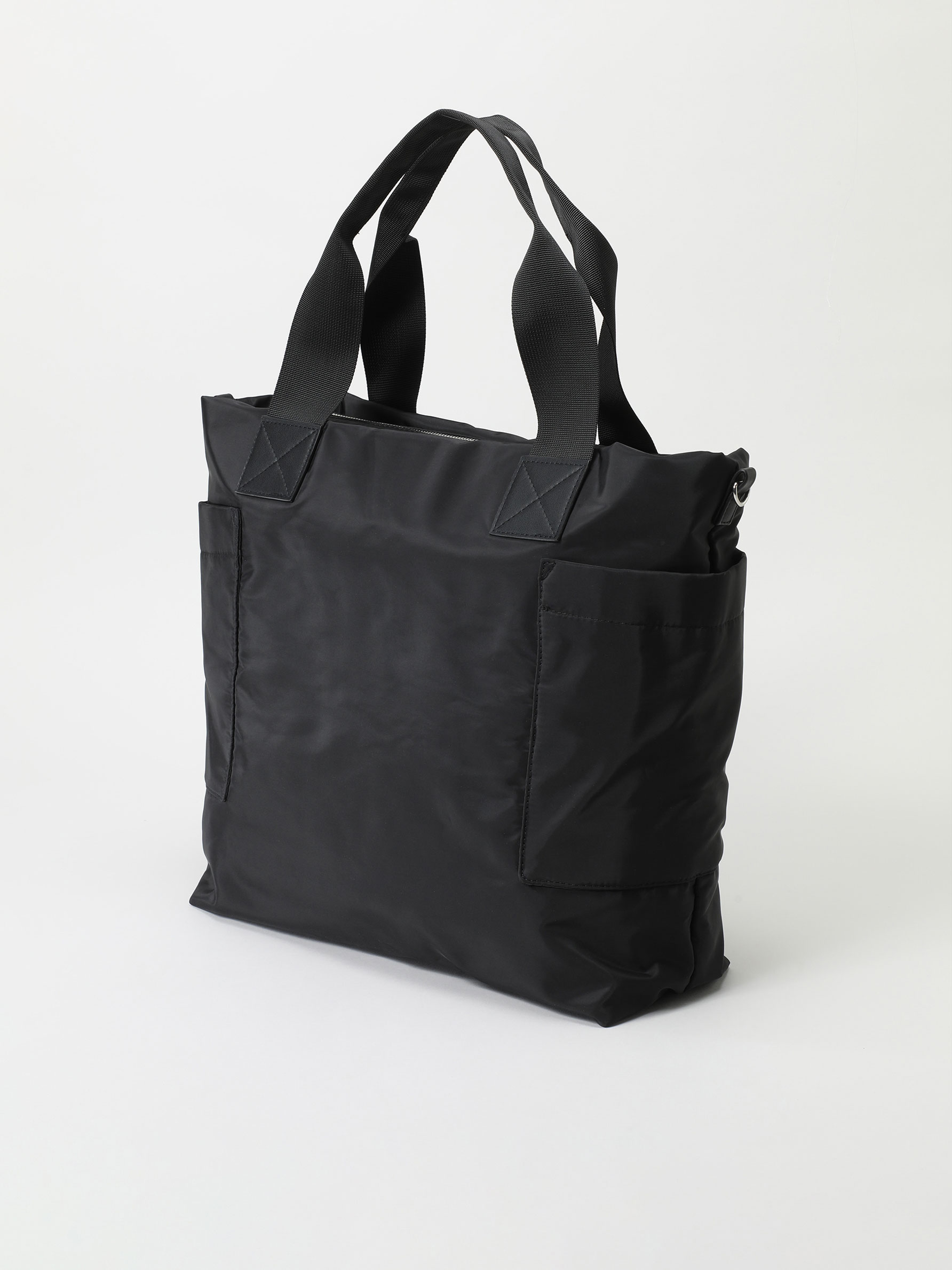 Bolsos Lacoste Hombre | Bandolera pequeña plana Soft Mate de hombre en piel  plena flor mate NEGRO « Portelamor