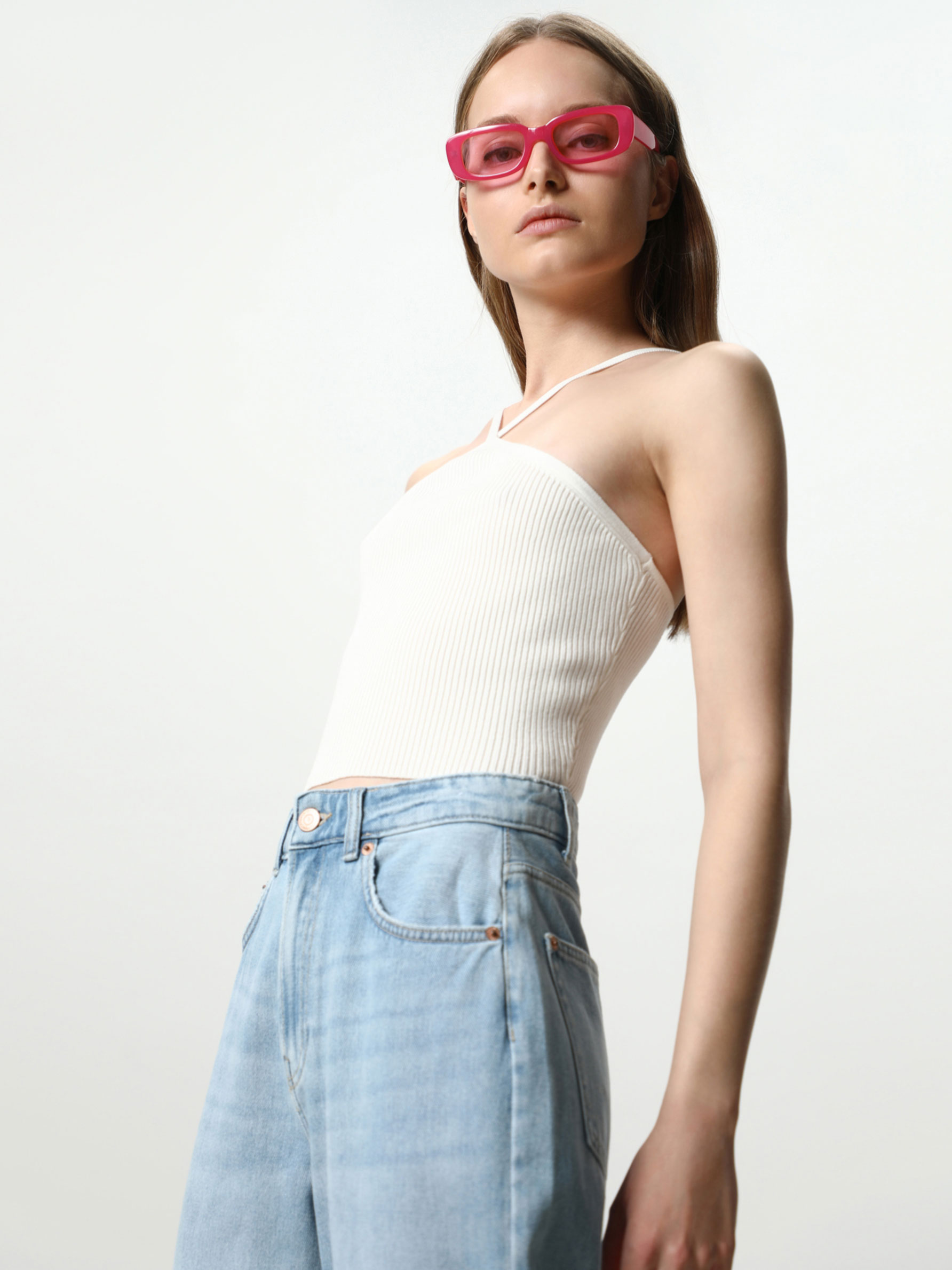 Todos los vaqueros tendencia del otoño 2020 son anchos (y estos 'culotte'  de C\u0026A además de alargar las piernas quedan de lujo con botines y  zapatillas)