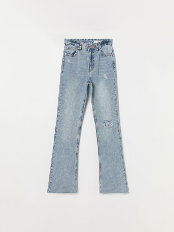 Vaqueros Mujer | Jeans Flare Tiro Medio Azul Oscuro | Mango \u003e SHOPHOWTO