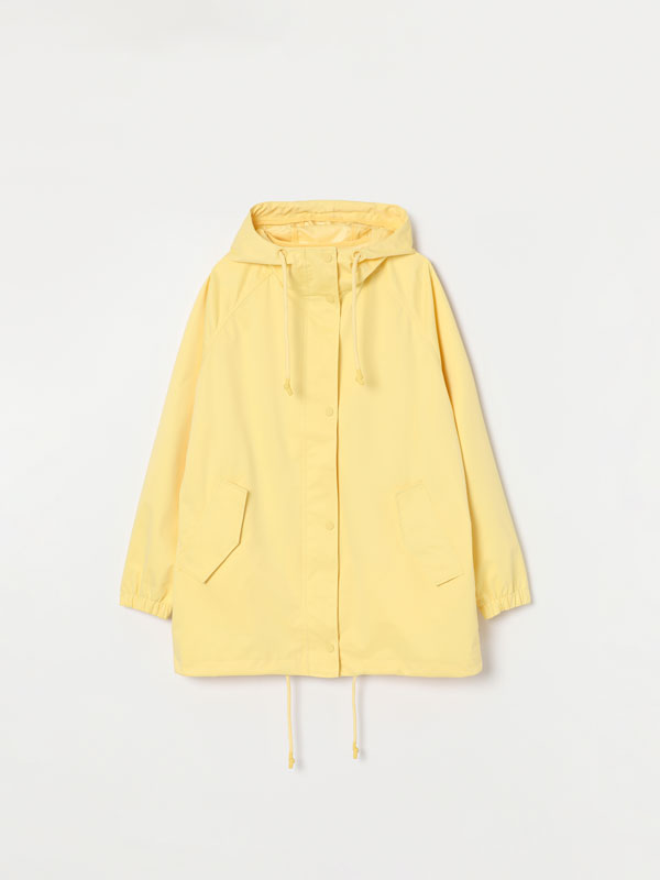 Rubberised parka with hood
