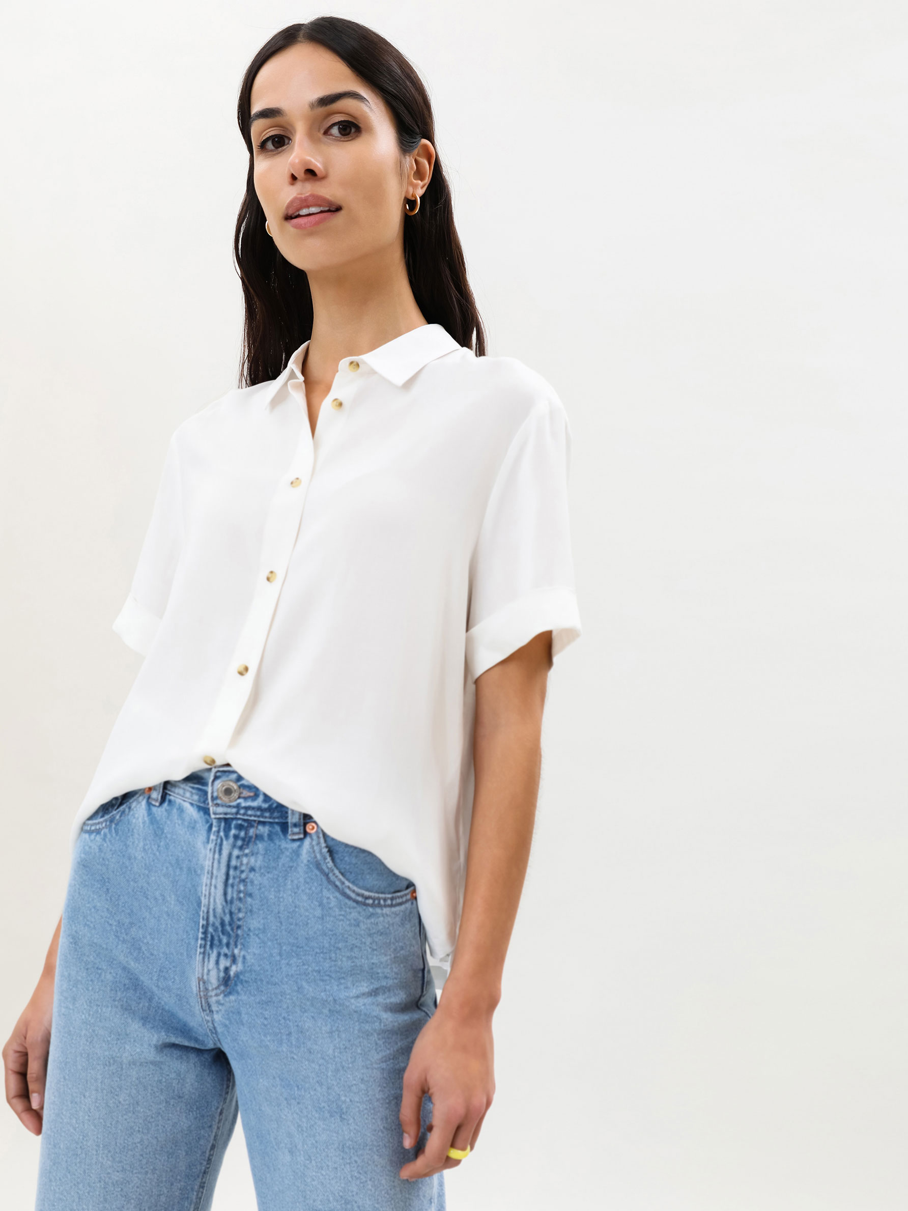 Camisa de manga corta - Camisas Básicas - CAMISAS - TODA LA COLECCIÓN -  MUJER - | Lefties Mexico