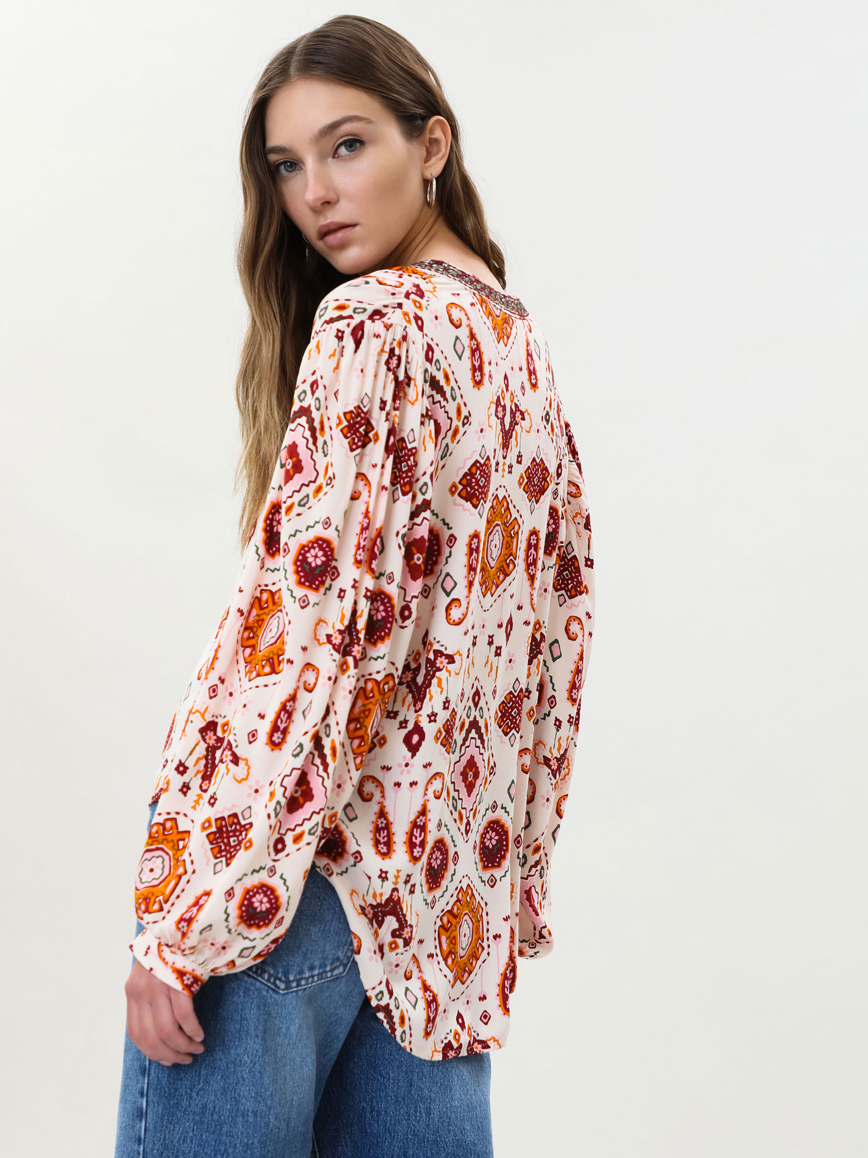 Shirt with embroidered collar - Long 