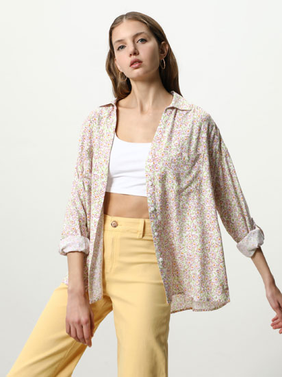 Camisas de manga larga para mujer | Lefties Nueva Colección