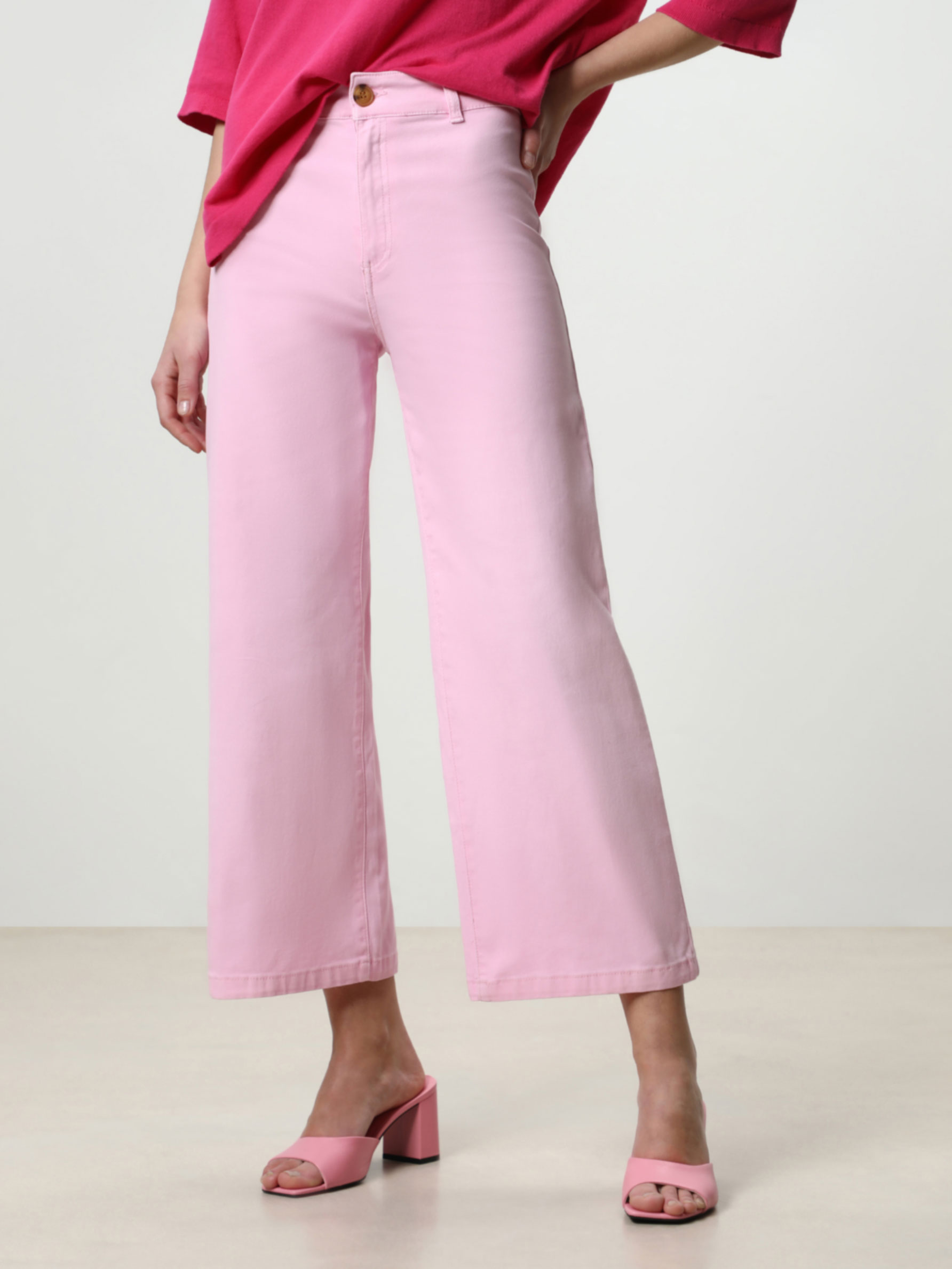 Culottes - Flared jeans - JEANS - THE ENTIRE COLLECTION - WOMAN - | Lefties  Israel