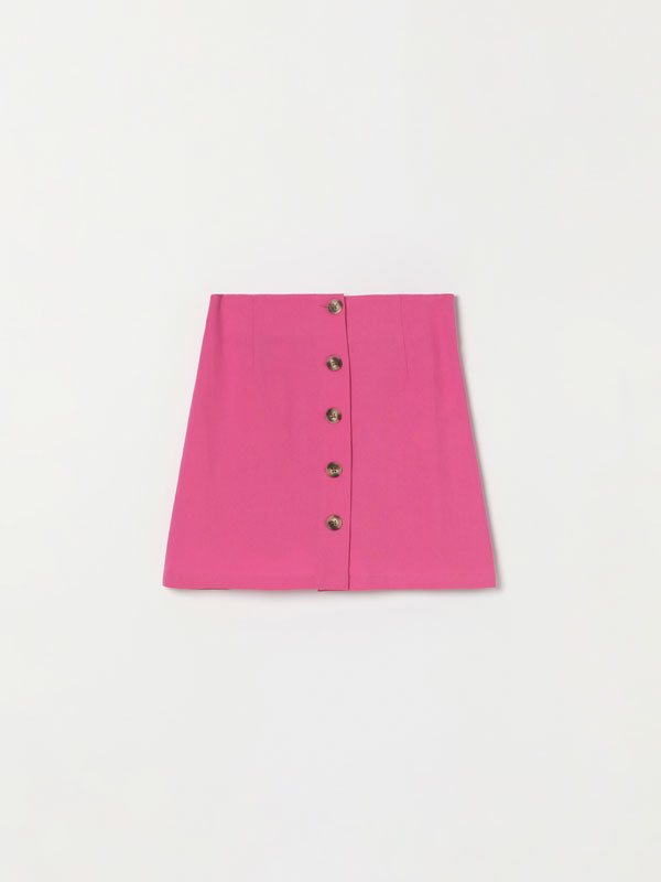 Short skirt with buttons