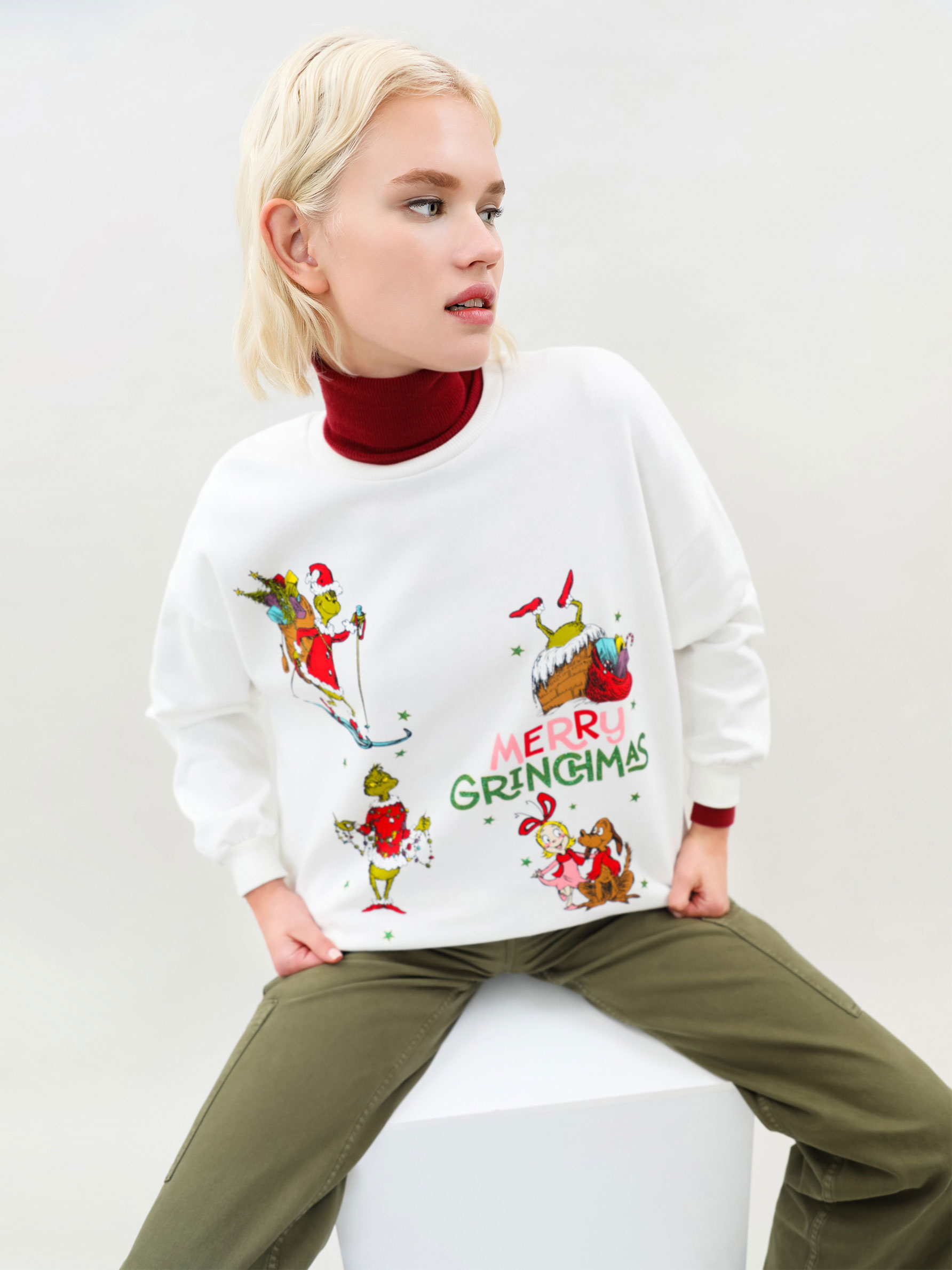 Sudadera con estampado El Grinch - COLABORACIONES - TODA LA COLECCIÓN -  MUJER - | Lefties Mexico