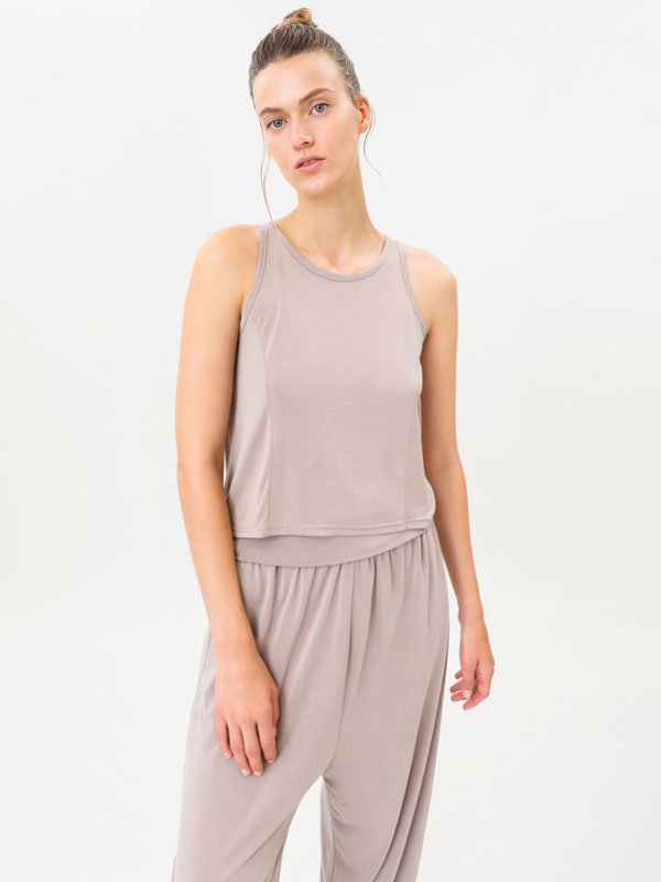Ropa deportiva de mujer | Lefties Nueva Colección