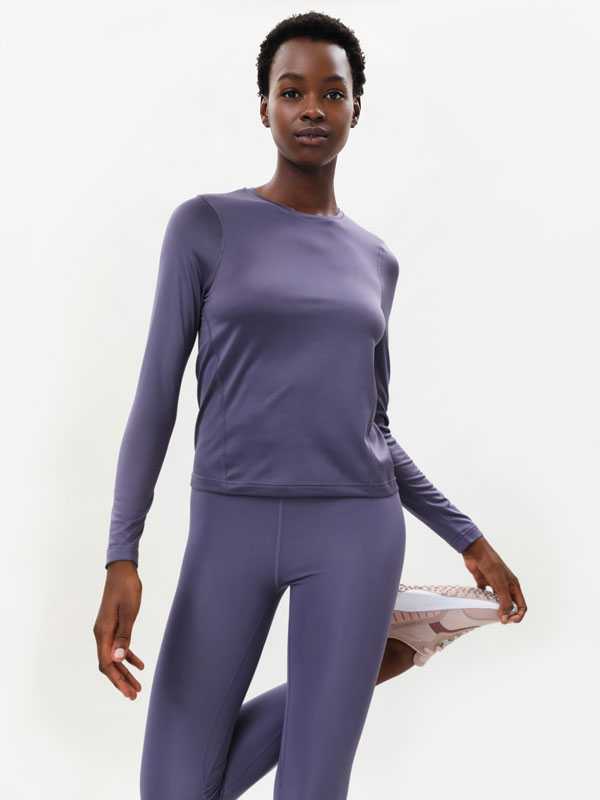 Camisetas deportivas de mujer | Lefties Nueva Colección