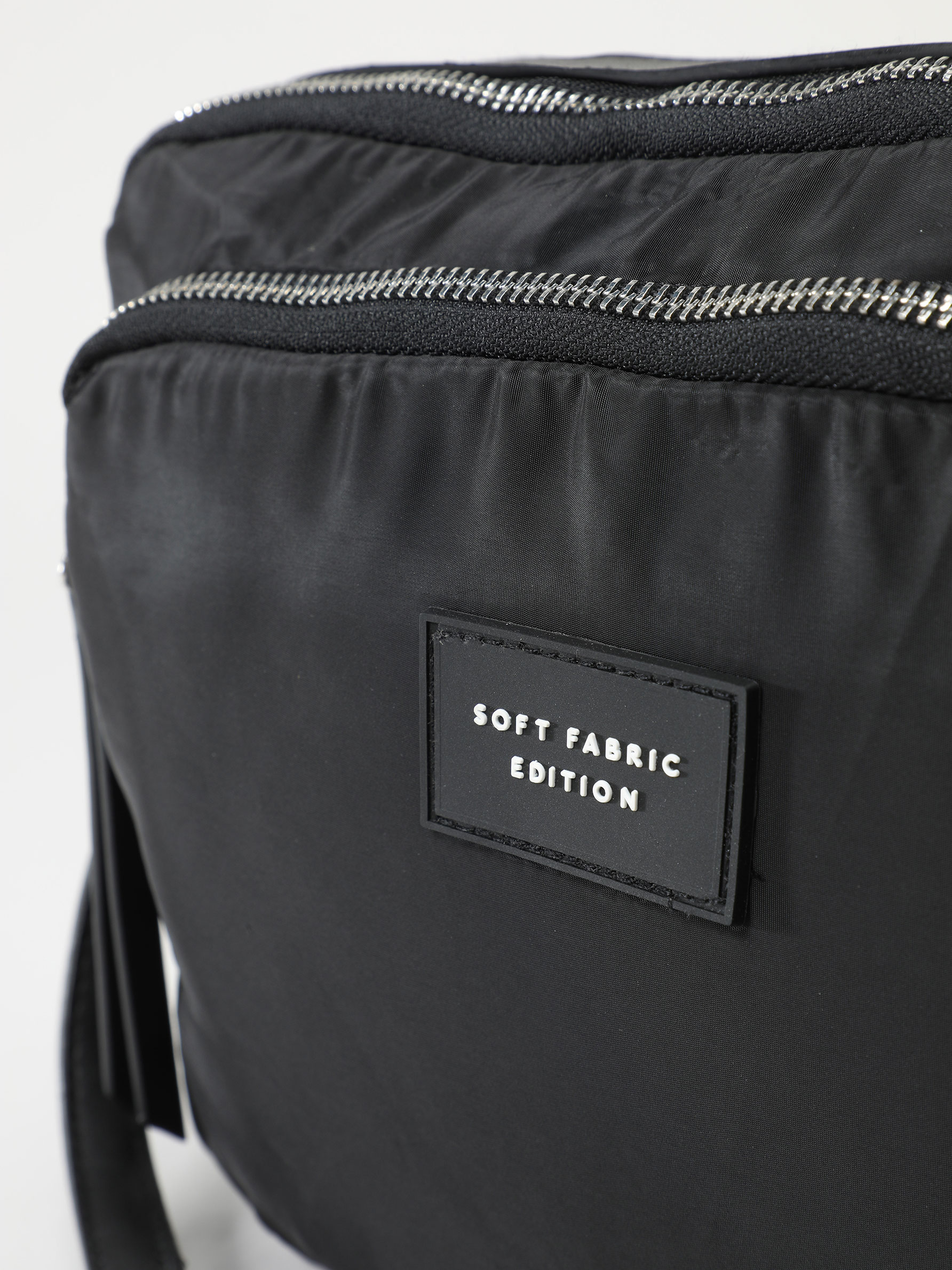 Bolso bandolera pequeño con cremallera de piel - Temprado
