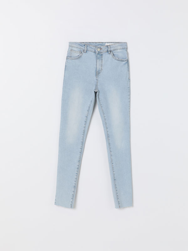 Pantalones vaqueros de mujer | Lefties Nueva Colección