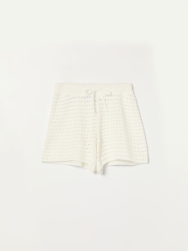 Pantalones cortos de mujer | Lefties Nueva Colección