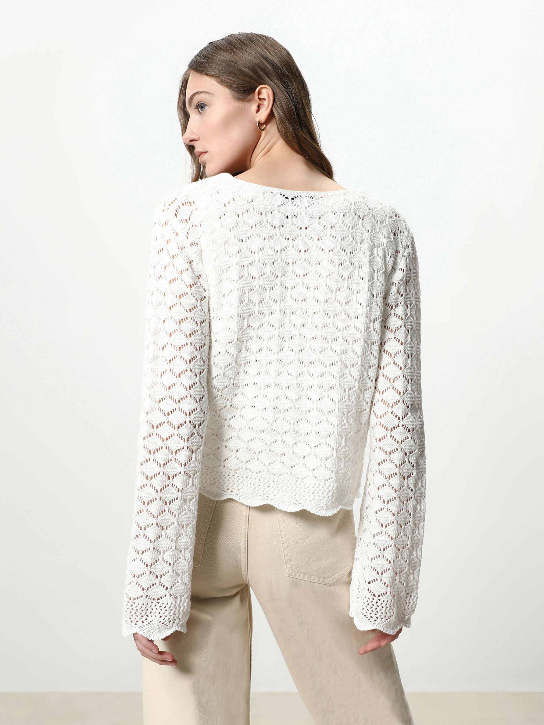 Chaqueta de punto calado - NOVEDADES - MUJER - | Lefties ESPAÑA