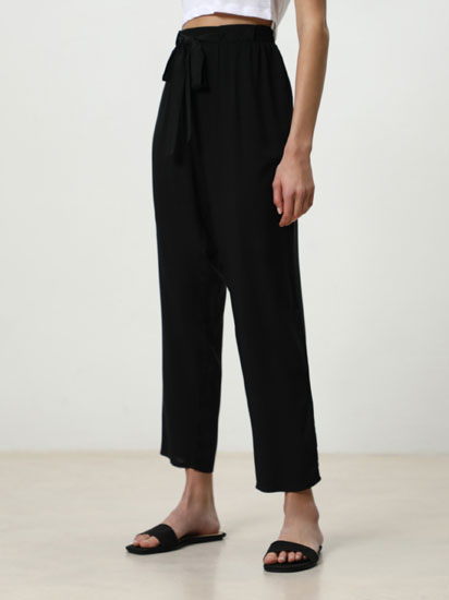 Pantalones de vestir para mujer | Lefties Nueva Colección