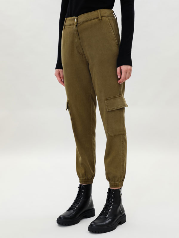 Pantalón jogger cargo - PANTALONES - TODA LA COLECCIÓN - MUJER - | Lefties  Mexico