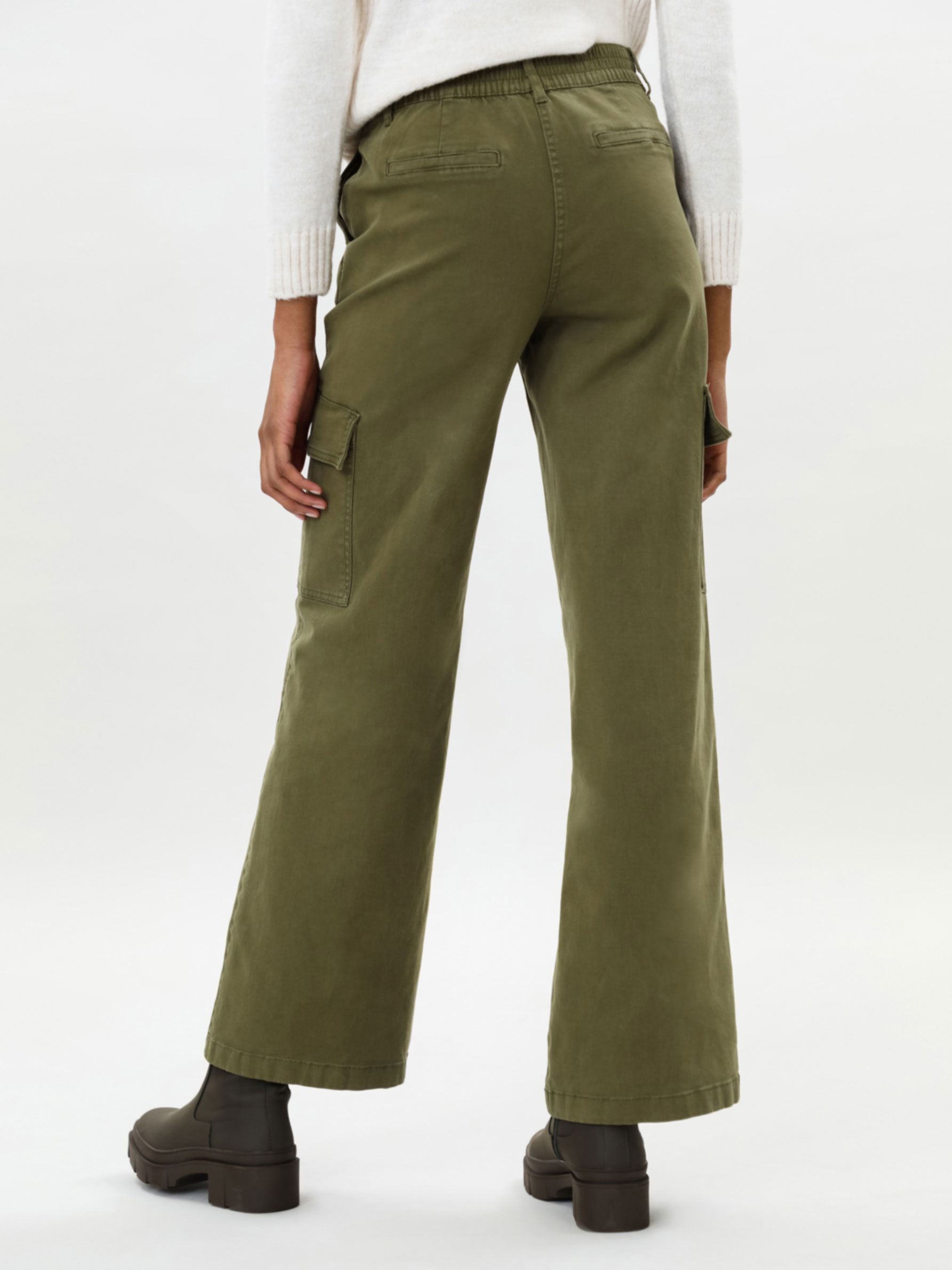 Pantalón wide leg cargo - Pantalones Campana - PANTALONES - TODA LA  COLECCIÓN - MUJER - | Lefties España (Canarias)