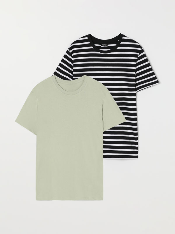Pack of 2 Plain and Striped T-shirts