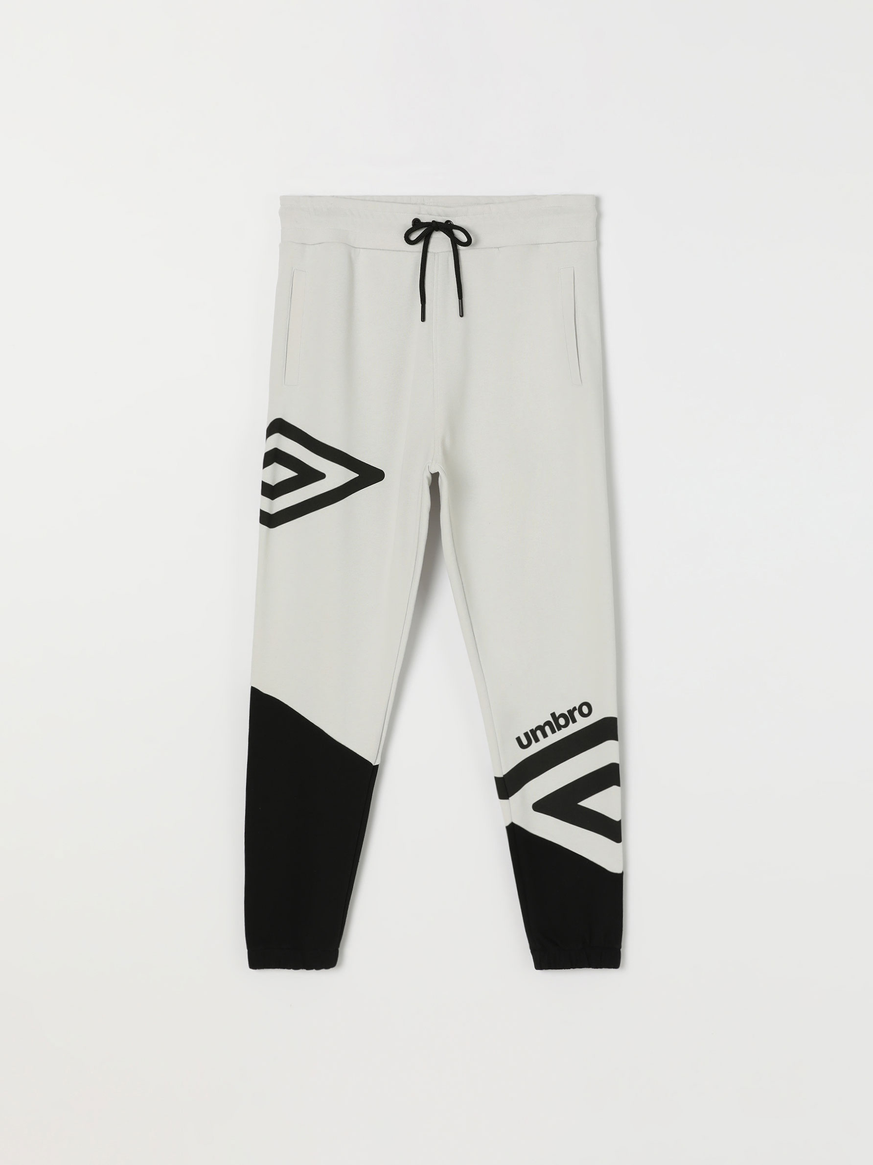 Pantalón jogger estampado UMBRO x LEFTIES - Pantalones de Chándal -  PANTALONES - TODA LA COLECCIÓN - HOMBRE - | Lefties España (Canarias)