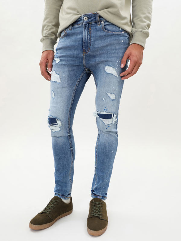 Jeans skinny con rotos - JEANS - TODA LA COLECCIÓN - HOMBRE - | Lefties  Mexico