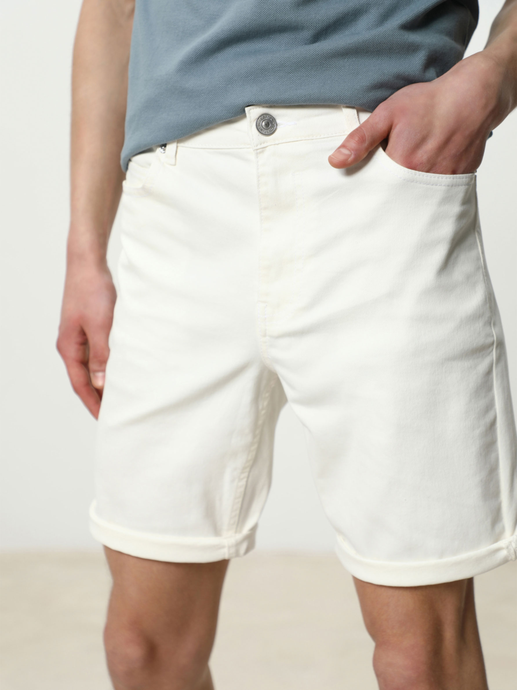 Bermuda vaquera color - Bermudas Vaqueras - BERMUDAS - TODA LA COLECCIÓN -  HOMBRE - | Lefties ESPAÑA