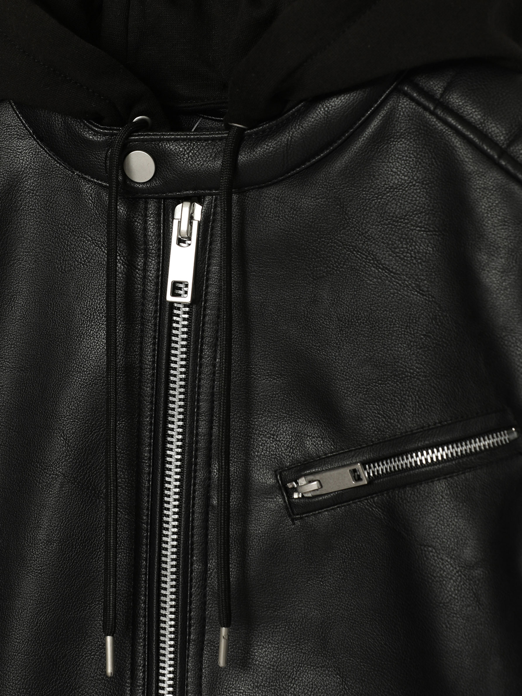Cazadora efecto piel con capucha - CHAQUETAS - TODA LA COLECCIÓN - HOMBRE -  | Lefties ESPAÑA