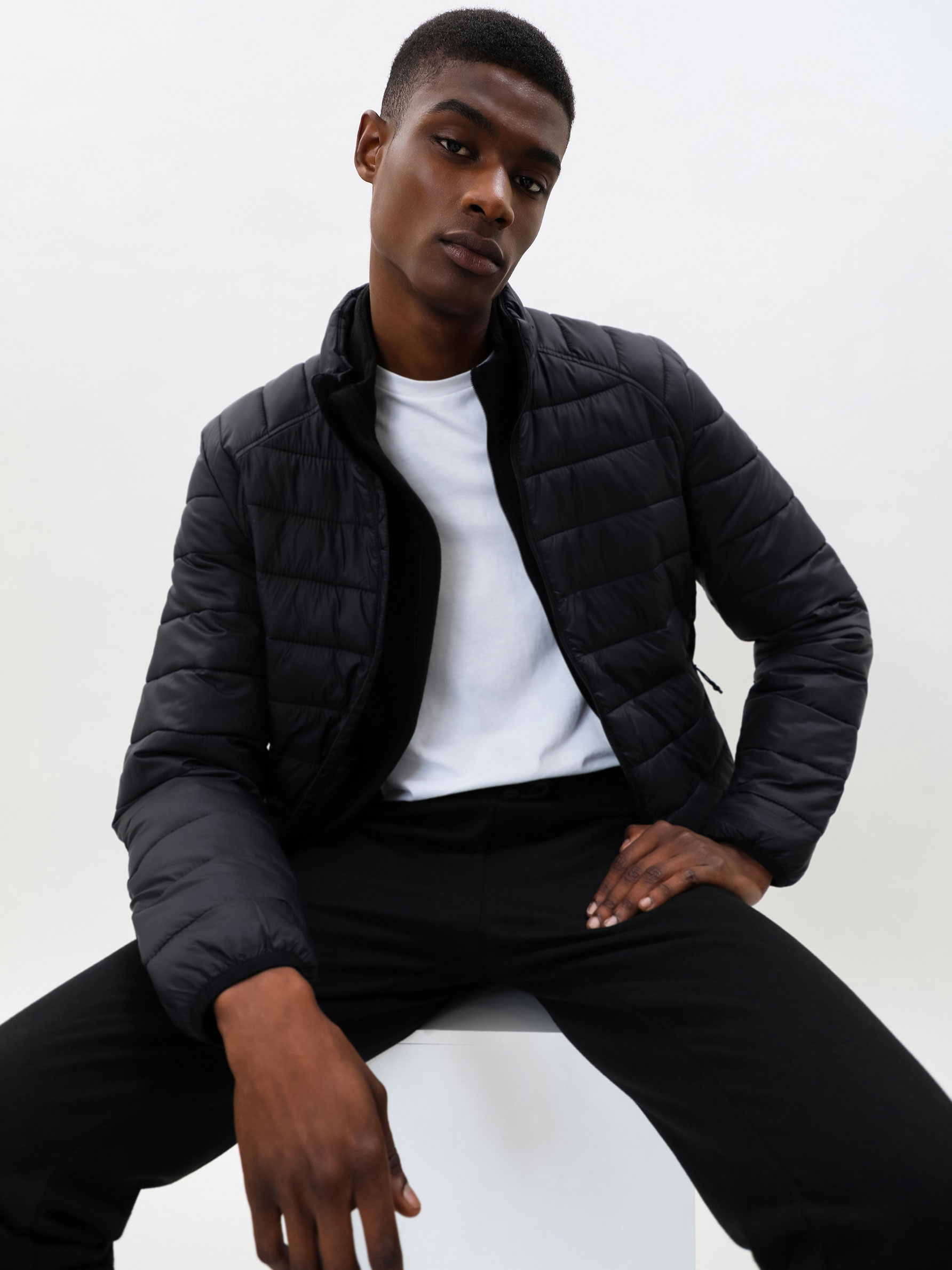 black lightweight quilted padded jacket