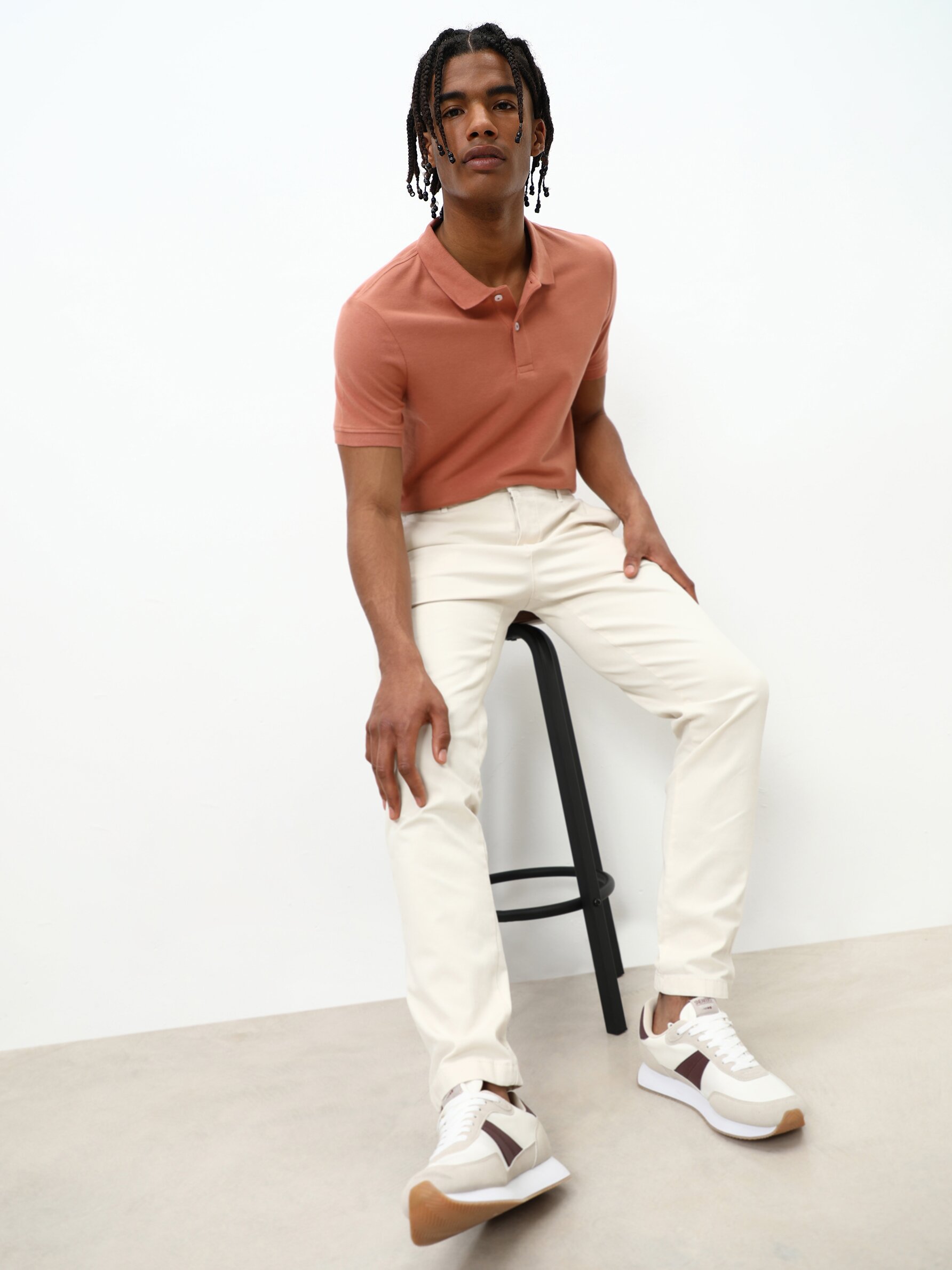 Pantalón chino comfort slim rústico - HOMBRE - | Lefties ESPAÑA