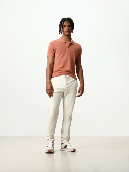Pantalones chinos de hombre | Lefties Nueva Colección