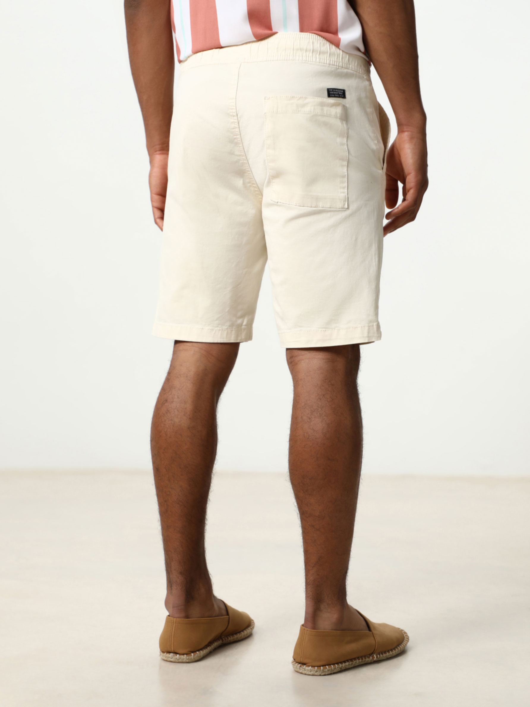 Bermuda jogger beach - BERMUDAS - TODA LA COLECCIÓN - HOMBRE - | Lefties  ESPAÑA