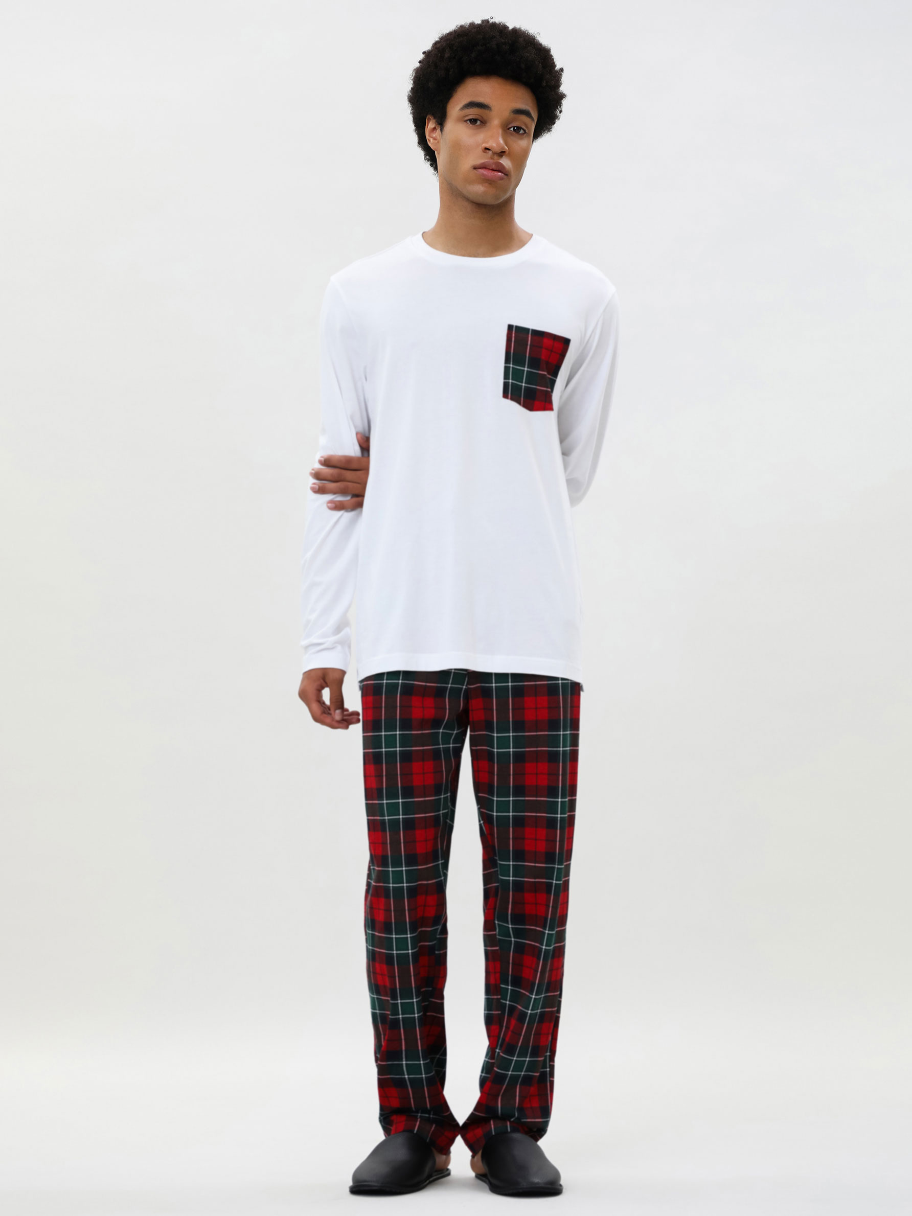 Conjunto de pijama estampado - PIJAMAS - TODA LA COLECCIÓN - HOMBRE - |  Lefties España (Canarias)