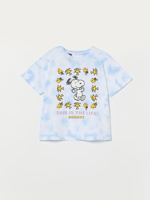 Camiseta tie dye estampado  Snoopy Peanuts ™