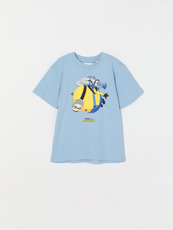 Short sleeve T-shirts with a Minions ®Universal print.