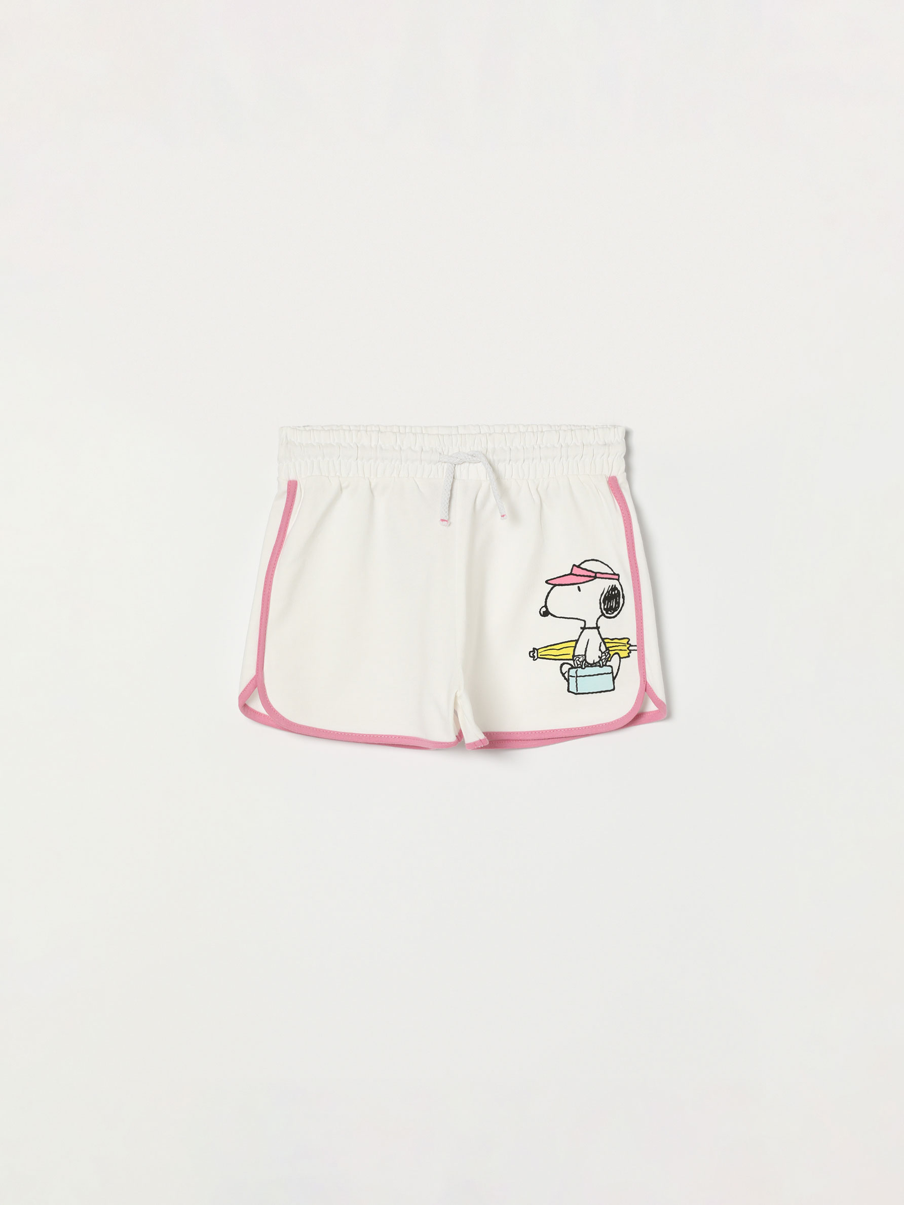 Plush shorts with a Snoopy Peanuts 