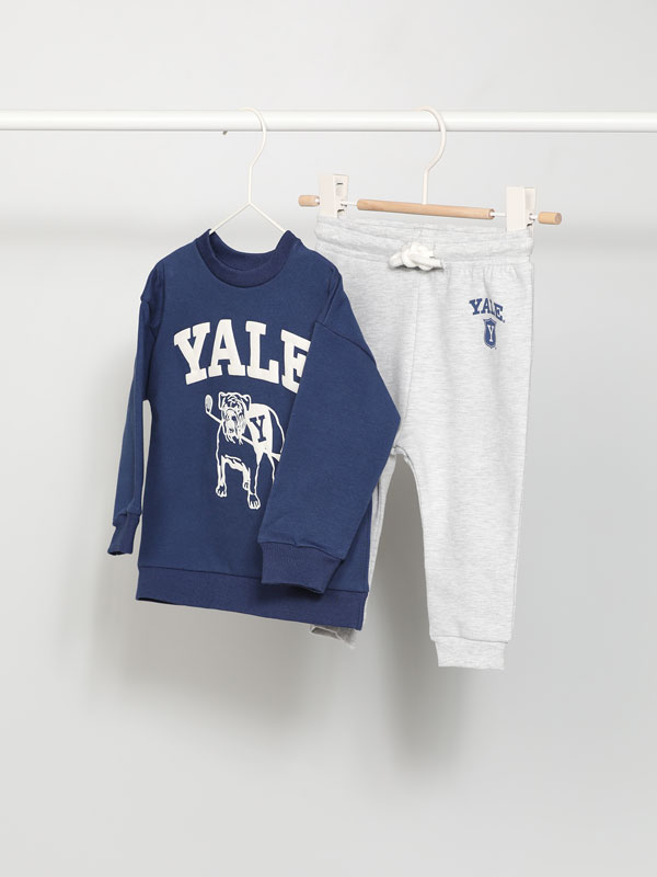 Conjunto de sweatshirt e calças Yale ™ University