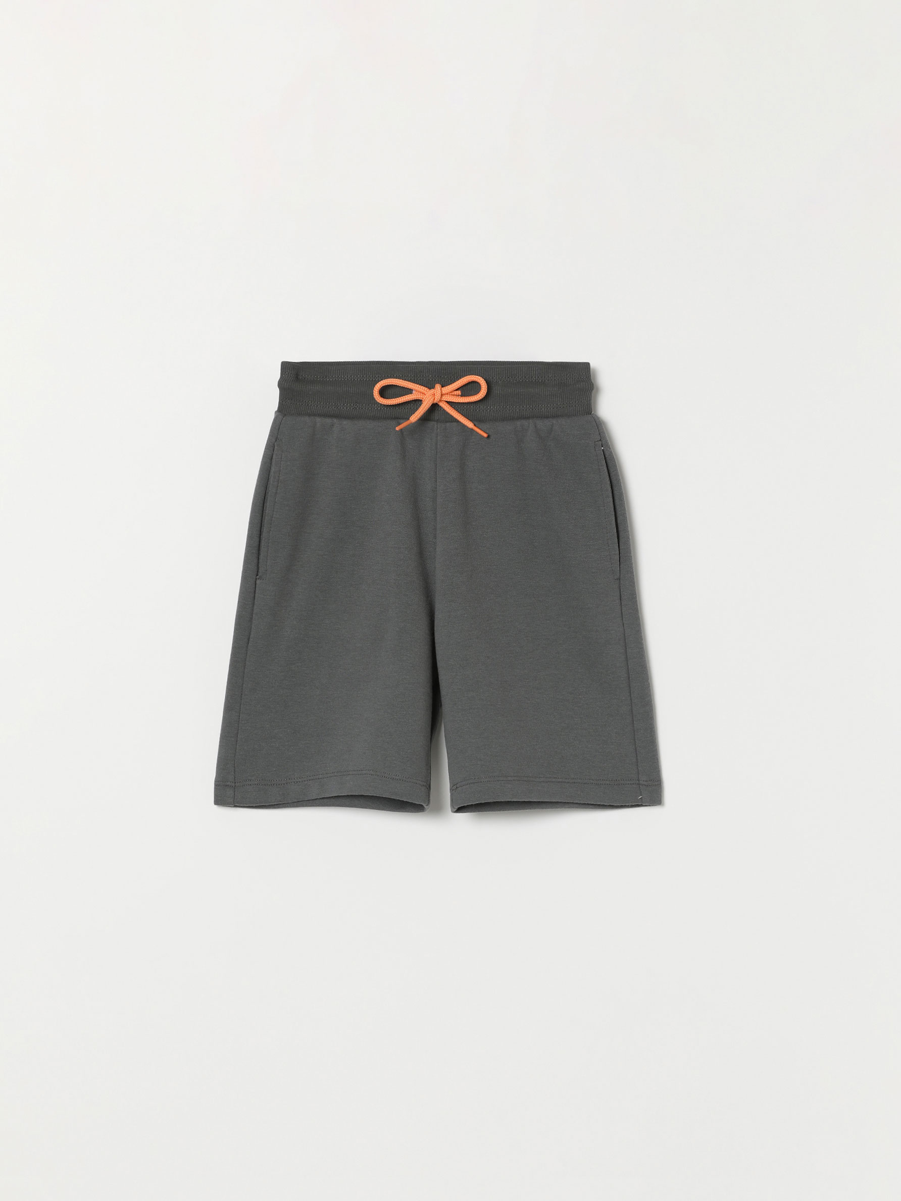Pack de 2 bermudas de chándal combinadas - Pantalones y bermudas - ROPA  DEPORTIVA - TODA LA COLECCIÓN - NIÑO | 4- 14 años - NIÑOS - | Lefties  España (Canarias)