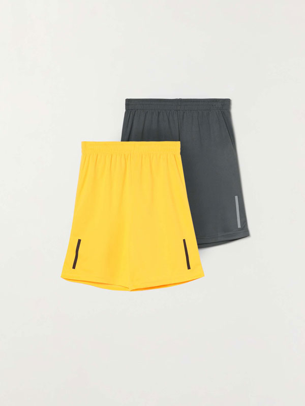 2-Pack of Bermuda sports shorts
