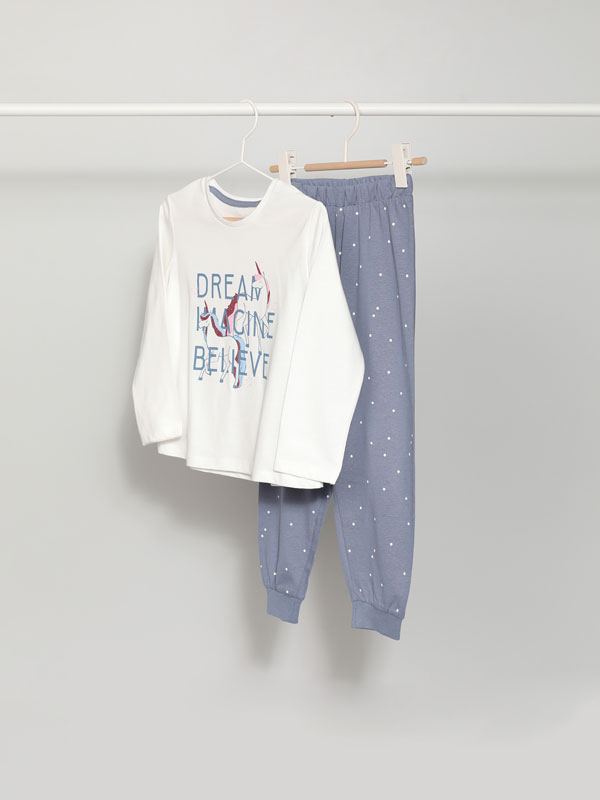 Pijama-konjunto estanpatua