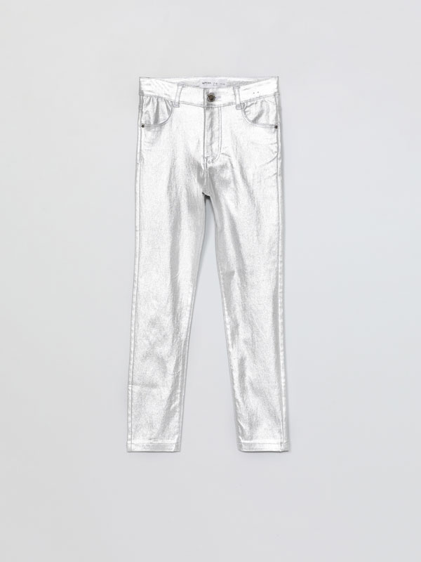 Pantalones de moda para niña | Lefties Nueva Colección