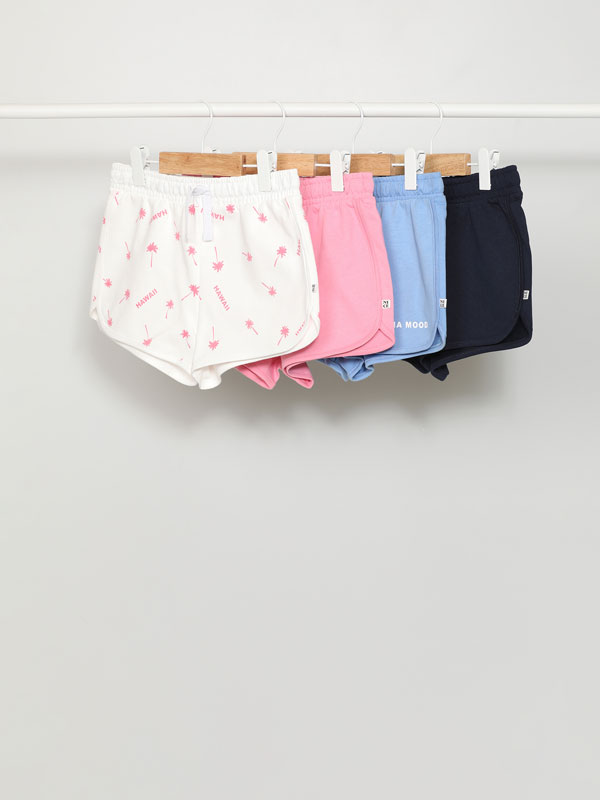 4-pack of plain and printed plush shorts