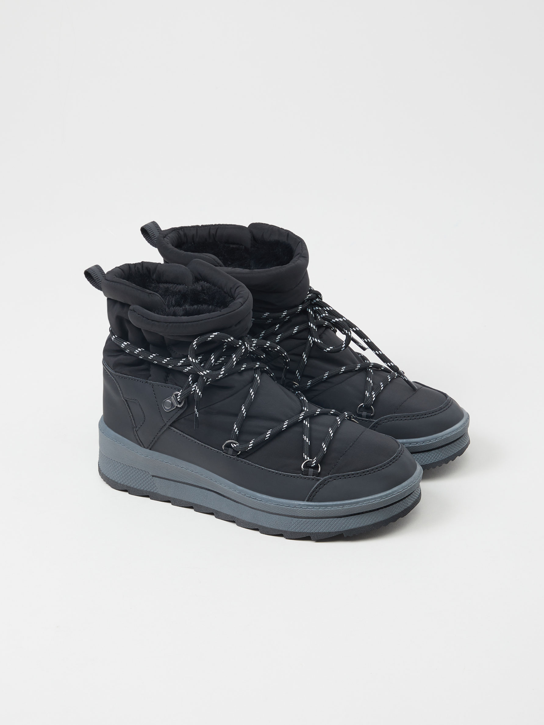 Bota nieve - ZAPATOS - TODA LA COLECCIÓN - MUJER - | Lefties ESPAÑA