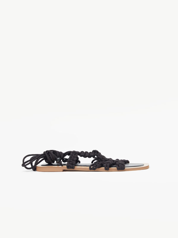 Sandals with knotted detail