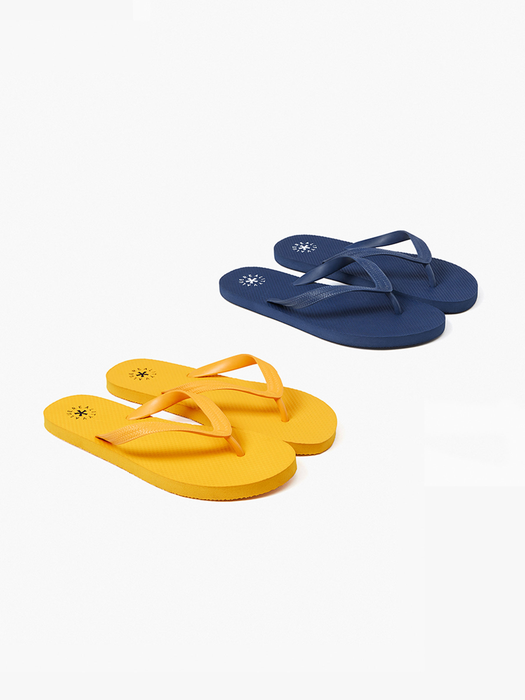 Pack de 2 chanclas monocolor - Zapatos - TIENDA DE BAÑO - TODA LA COLECCIÓN  - HOMBRE - | Lefties España (Canarias)