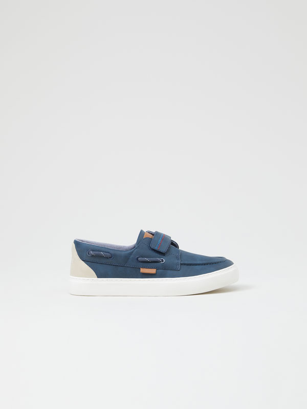 Las zapatillas náuticas y mocasines de hombre que estás buscando para lucir  en esta temporada