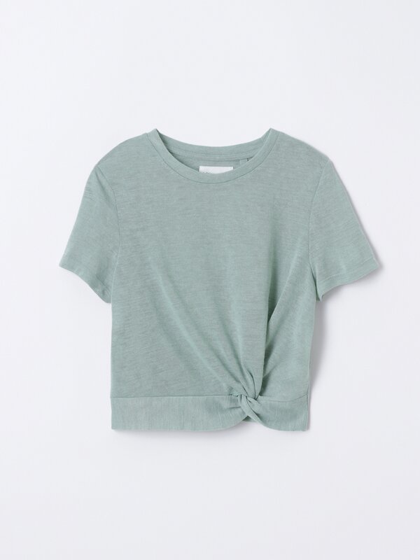 Knotted T-shirt